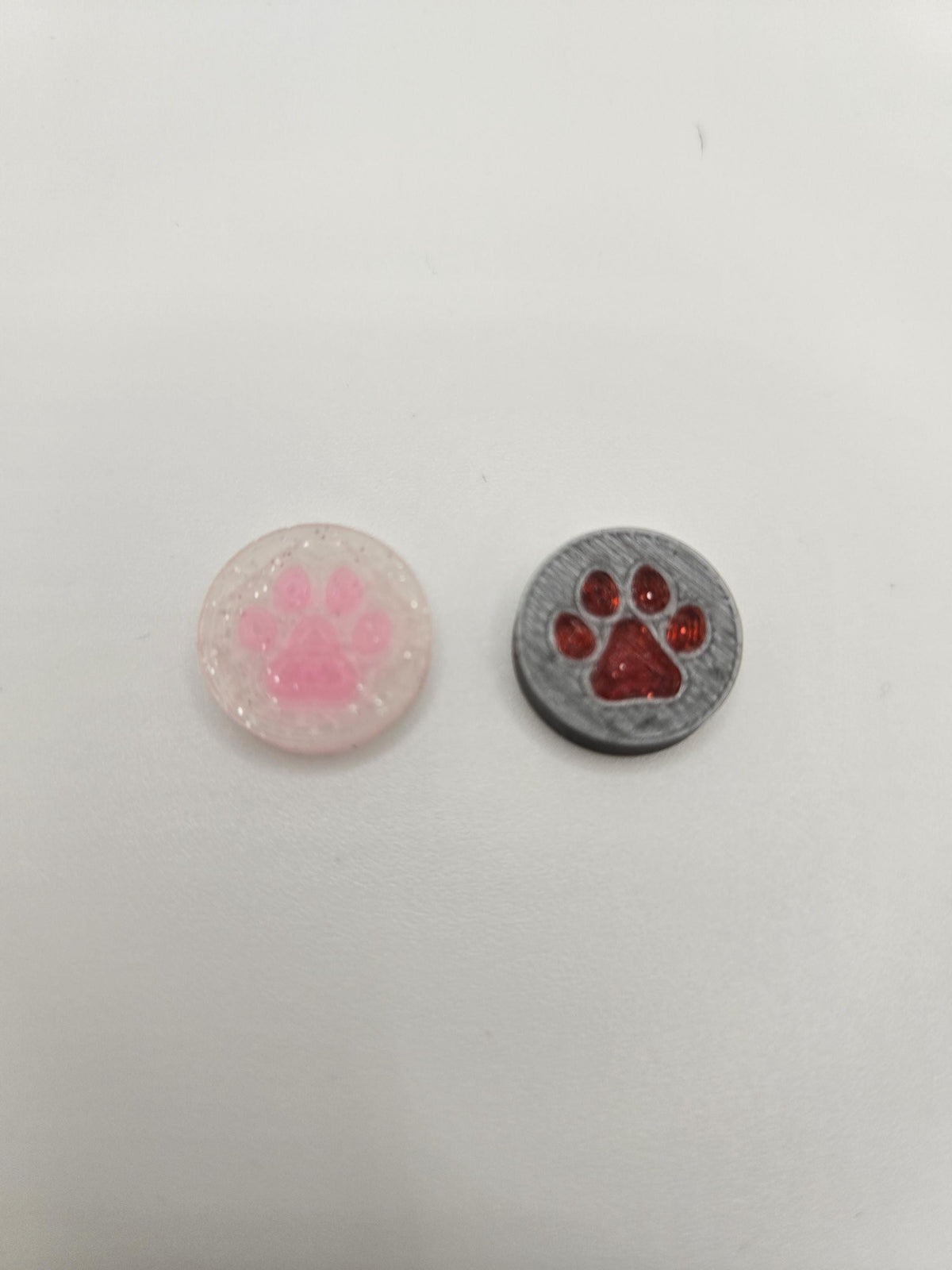 3D Printed Puppy Paw Kandi Bead