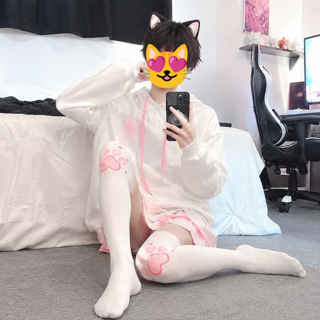 Kitty Paw Thigh Highs