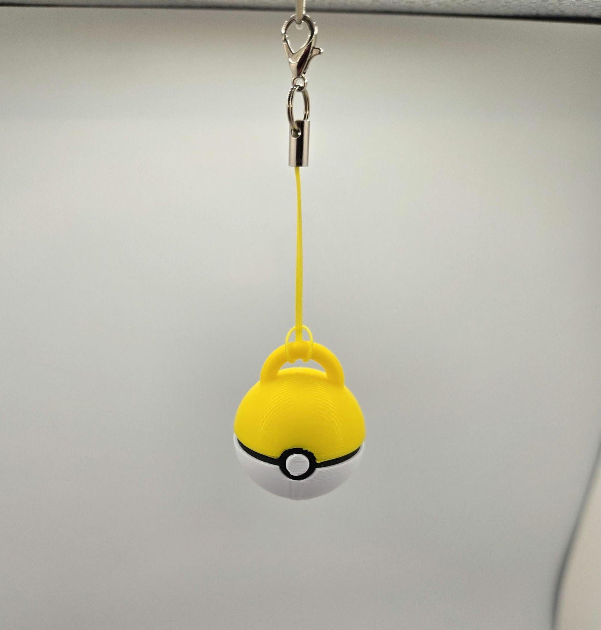 Catch 'Em All! Smart Poké Ball Keychain | NFC Business Card, Contact Exchanger, Content Sharing