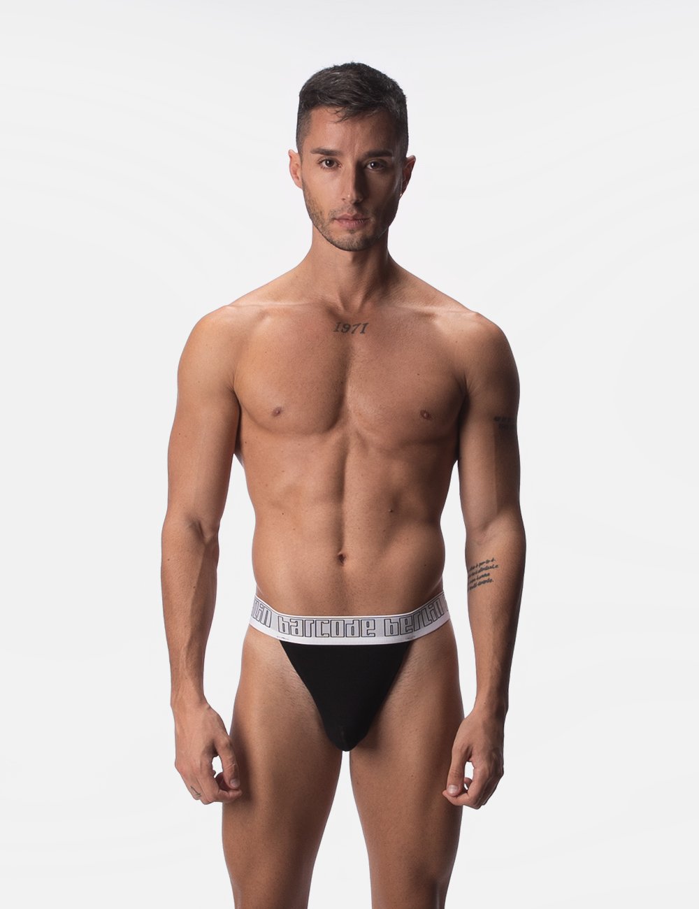 Barcode Berlin Thong ASHLEY Black