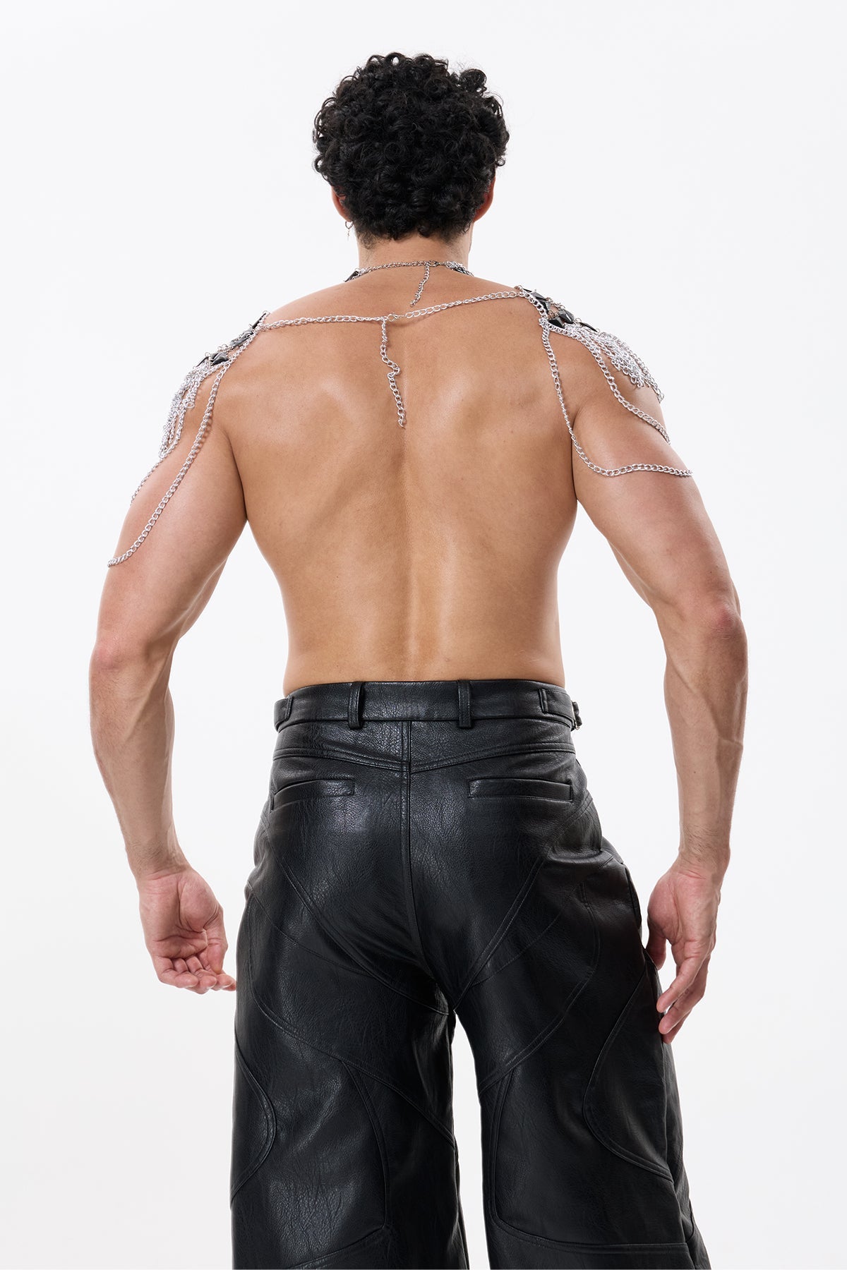Blade Arc Chain Top