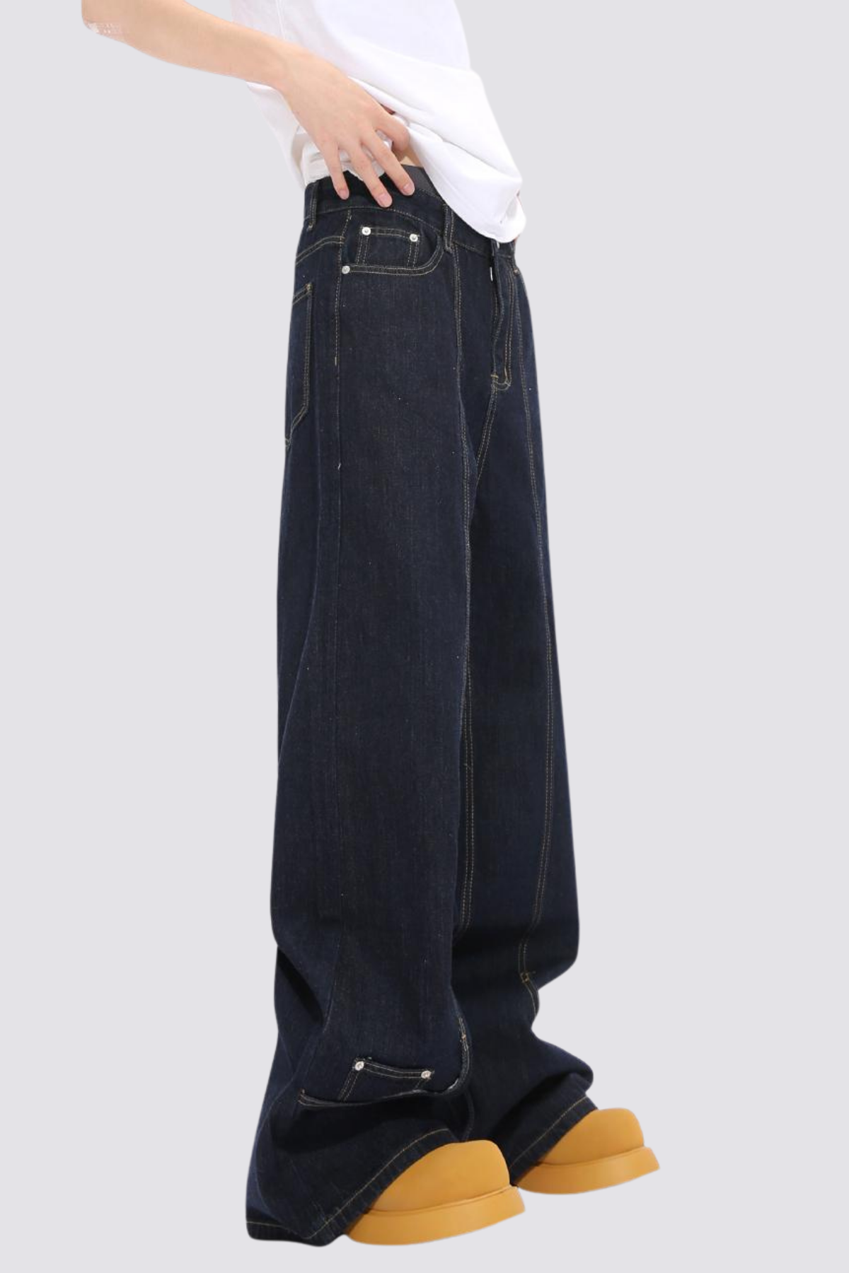 Street Line Wide Leg Jeans