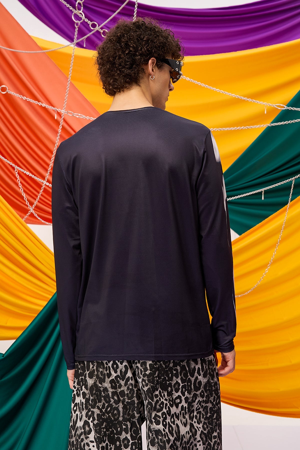 Veil Symbol Long Sleeve Muscle Print Top