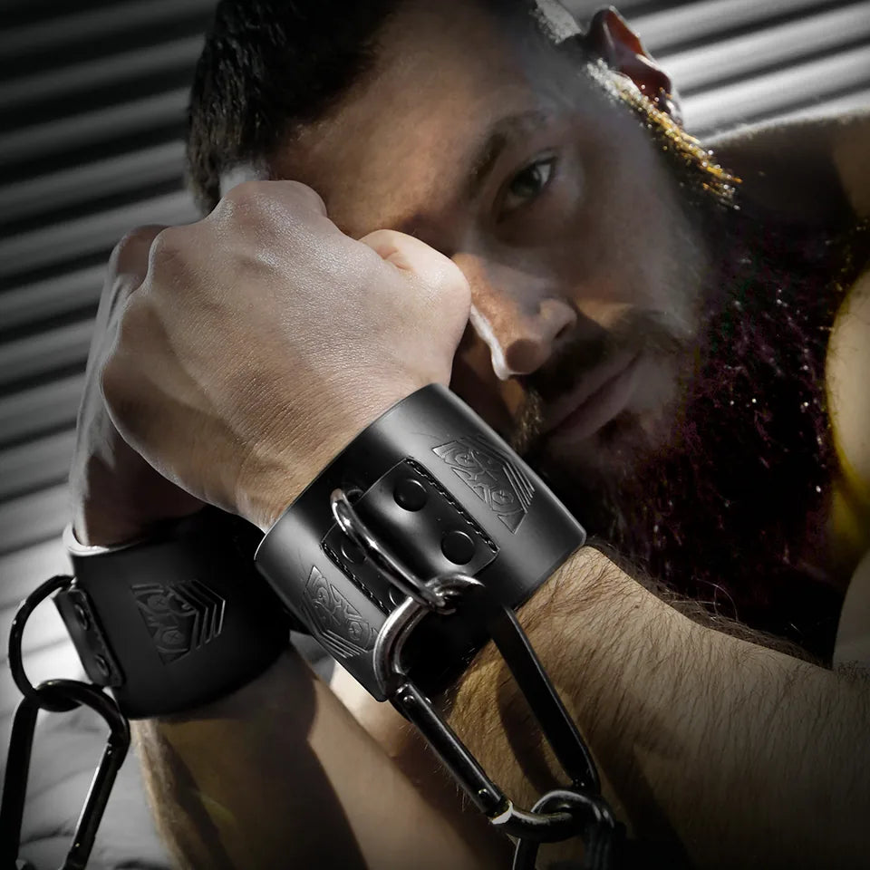 FT Leather Buckle-Free Wrist Cuffs