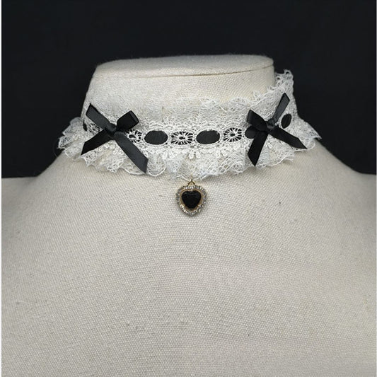 Lolita Lace Heart Choker