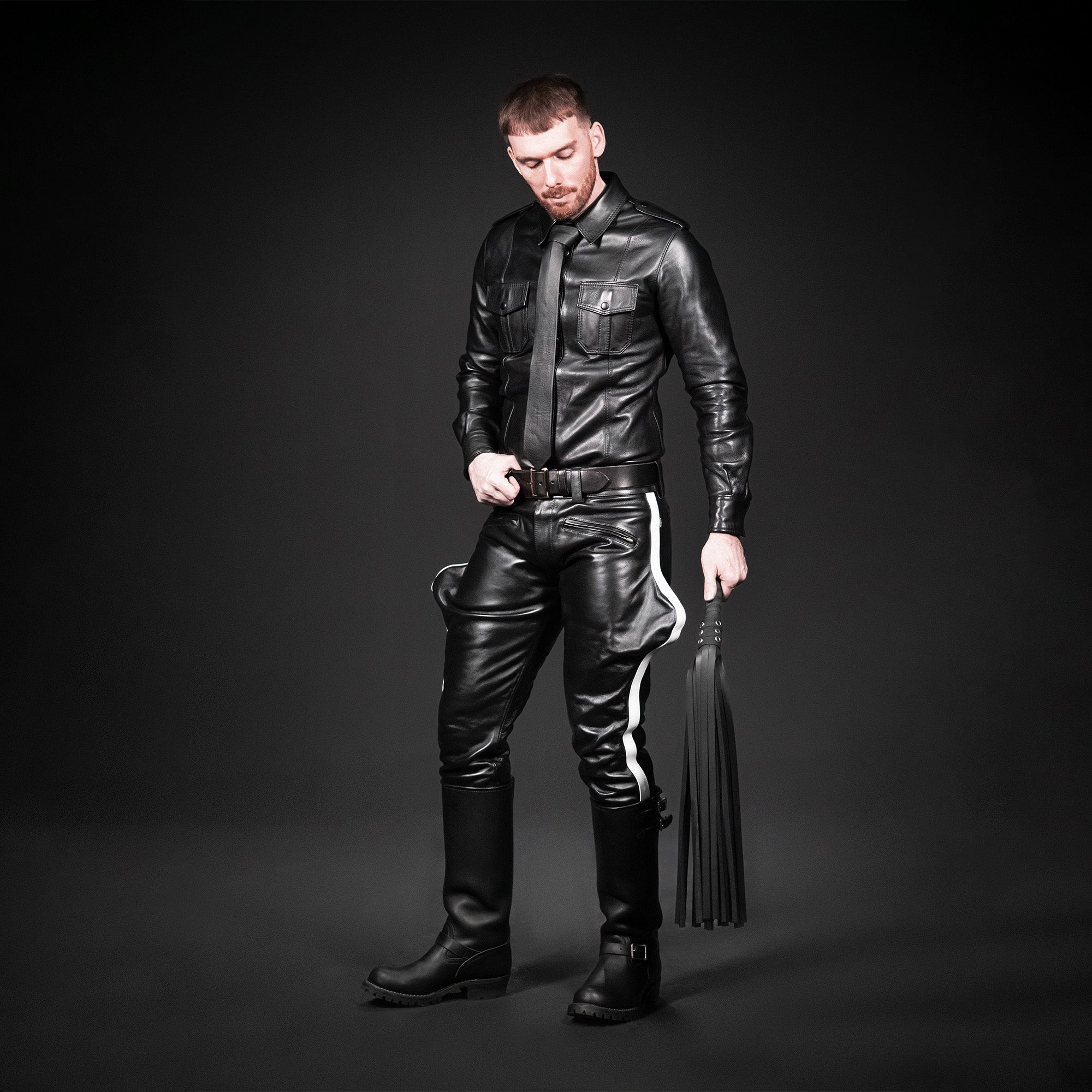 FULLSIZE RUBBER PROGRIP FLOGGER