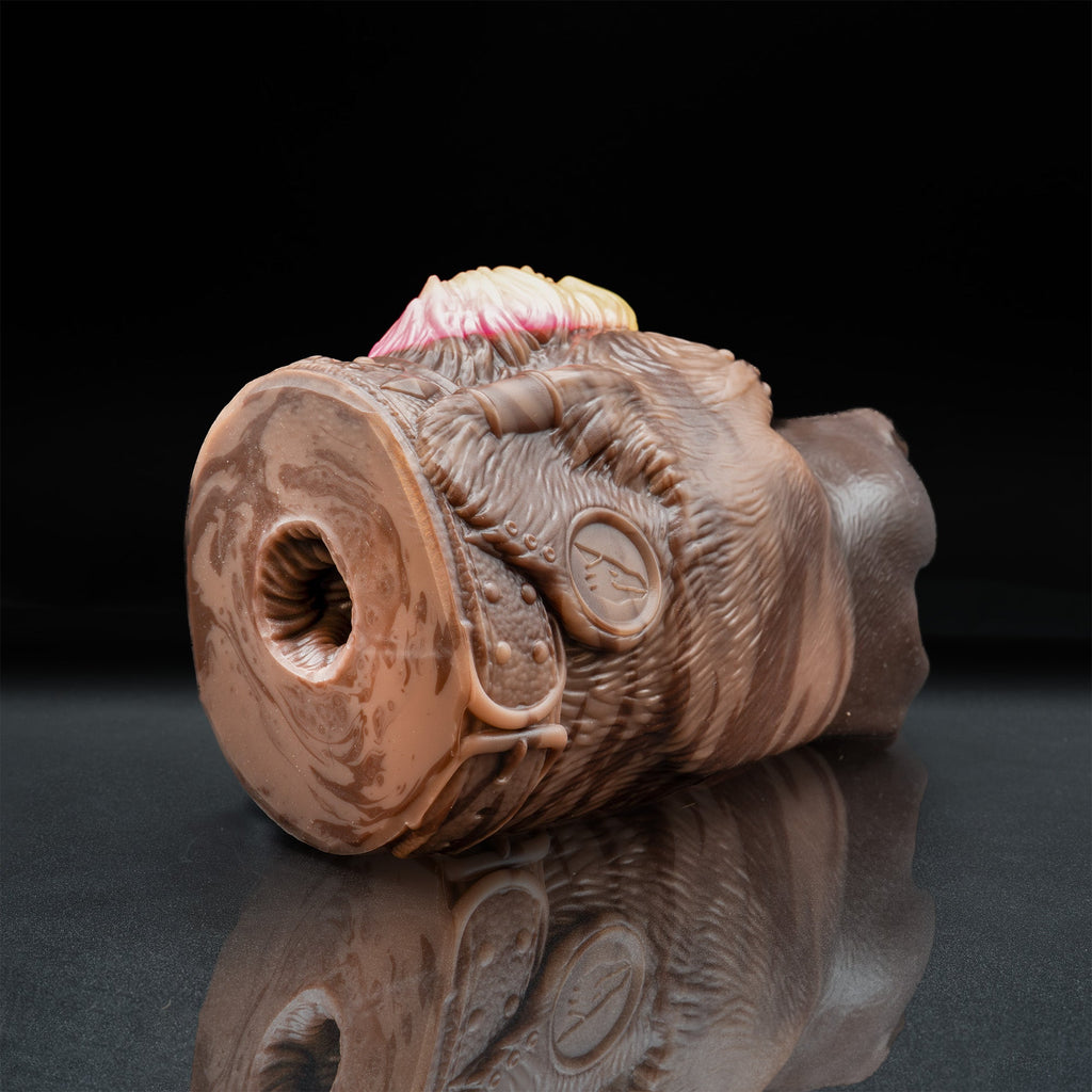 BAD DRAGON - SYDNEY’S REBEL MAW SEX PISTOL