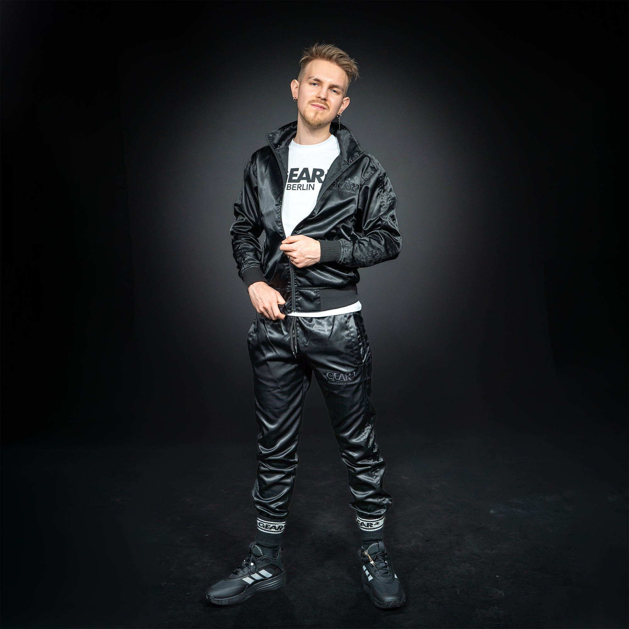 NYLON KINKSTER TRACK JACKET BLK