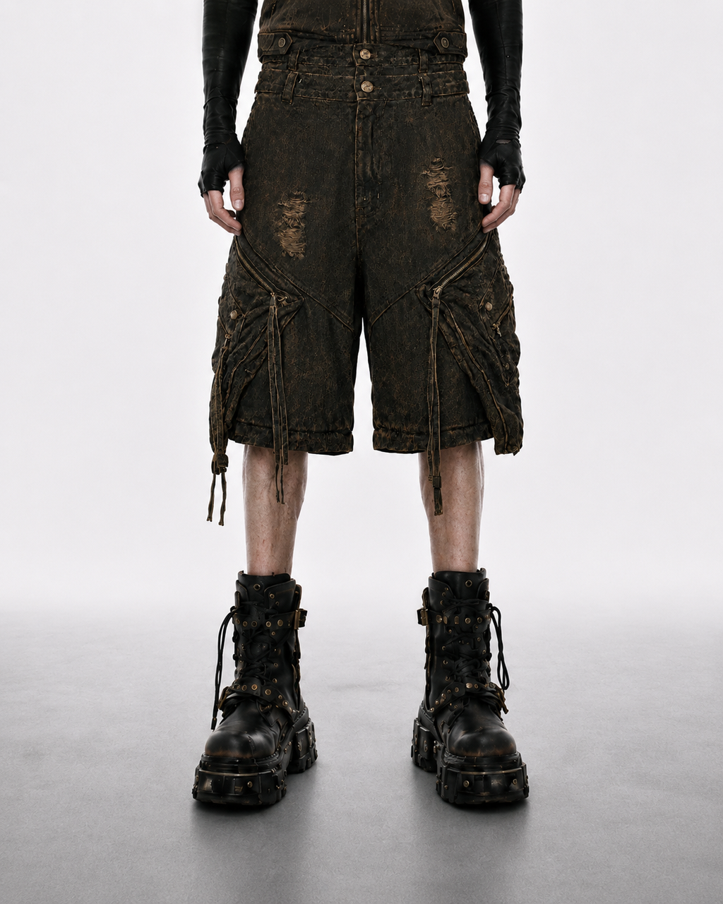 KIIKIO Retro Double-Waistband Bermuda Shorts