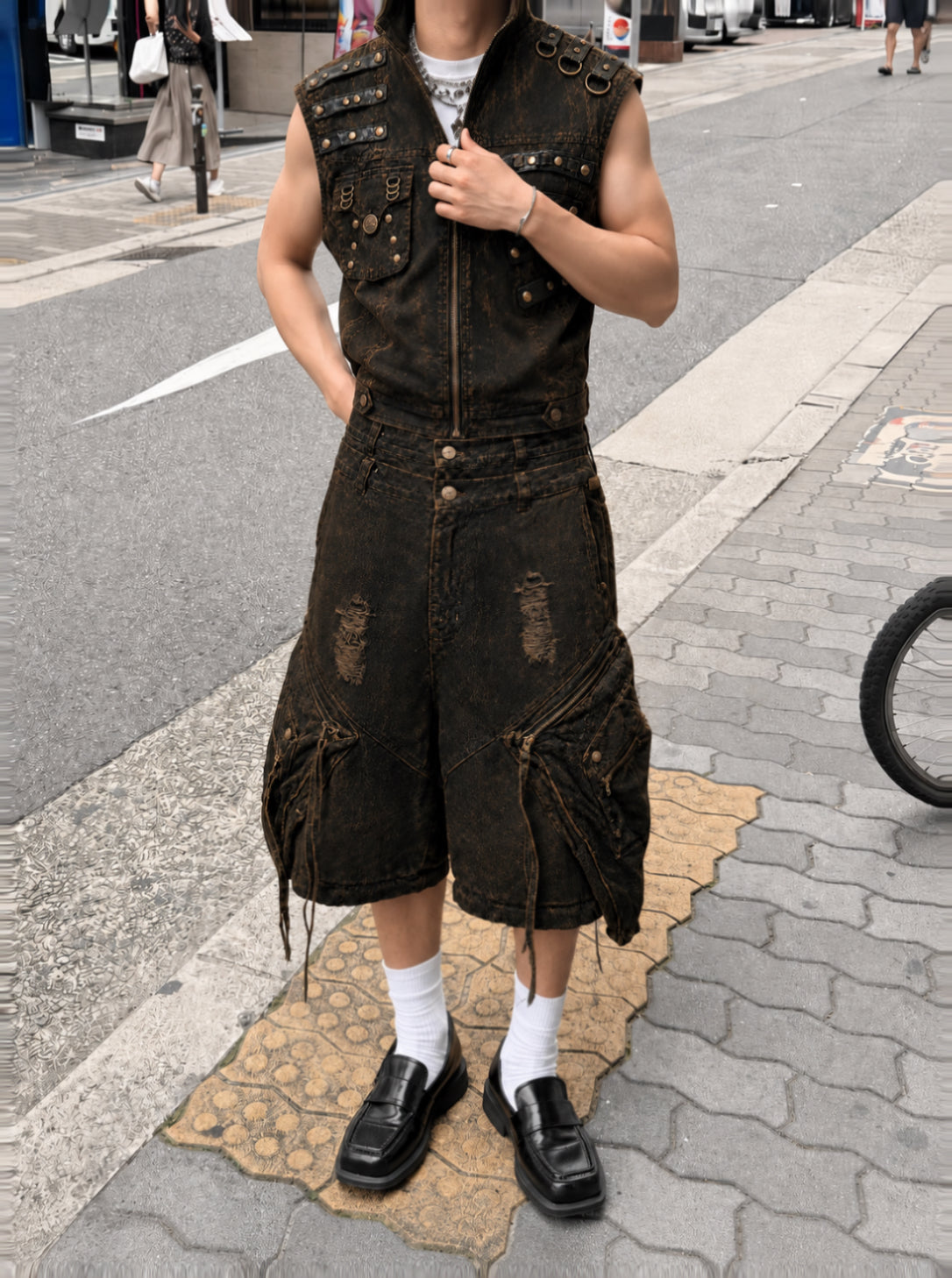 KIIKIO Retro-Style Distressed Metal-Rivet Versatile Vest
