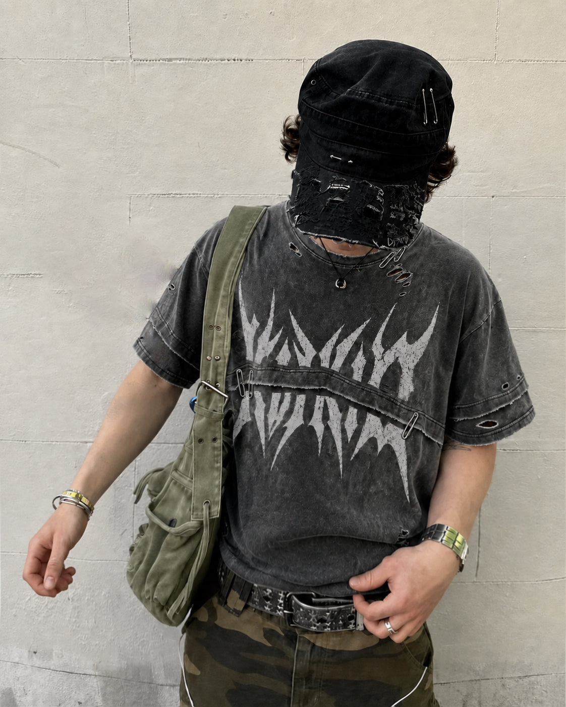 KIIKIO American-Style Distressed High-Street T-Shirt