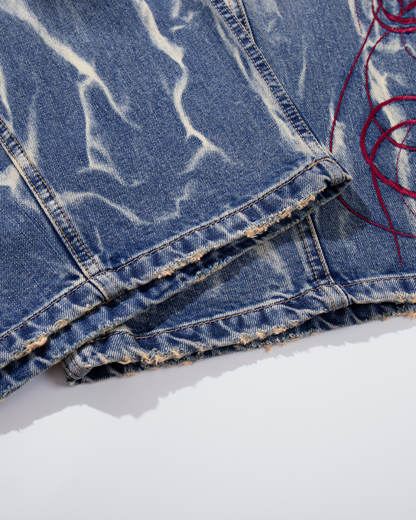American-Style Design With A Fission Print Denim Capri Pants
