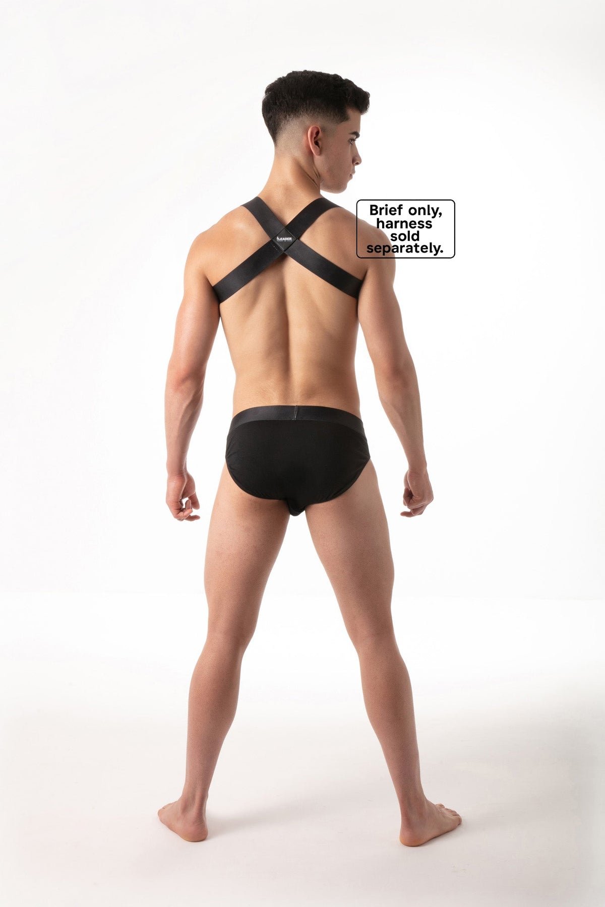 LEADER Essentials Brief Black