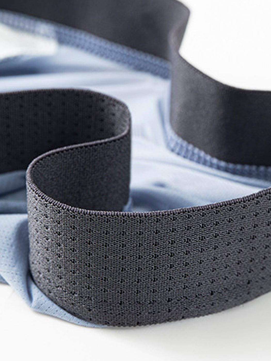 4 Pack Men’s Seamless Comfy Pouch Trunks