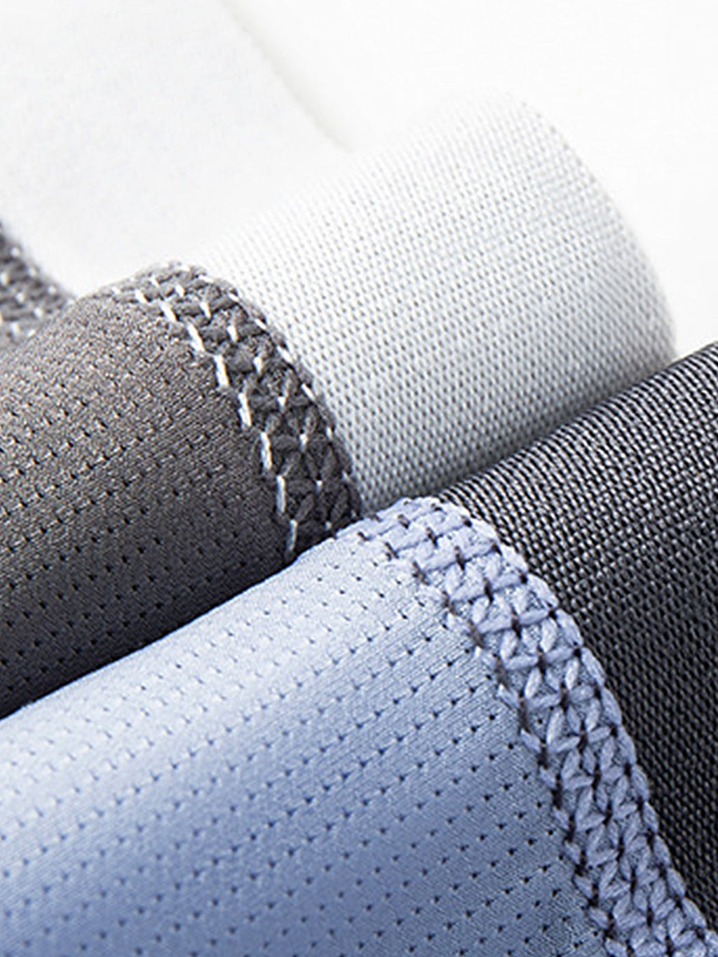 4 Pack Men’s Seamless Comfy Pouch Trunks