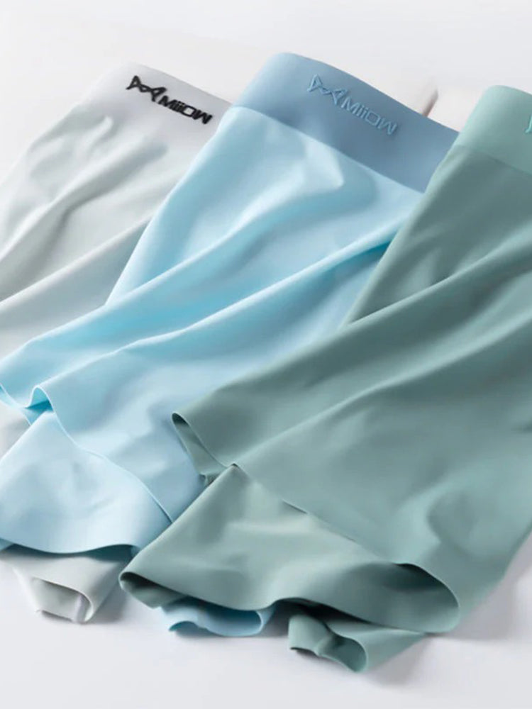 3 Pack Men's Ultra-thin Ice Silk Seamless Solid Trunks