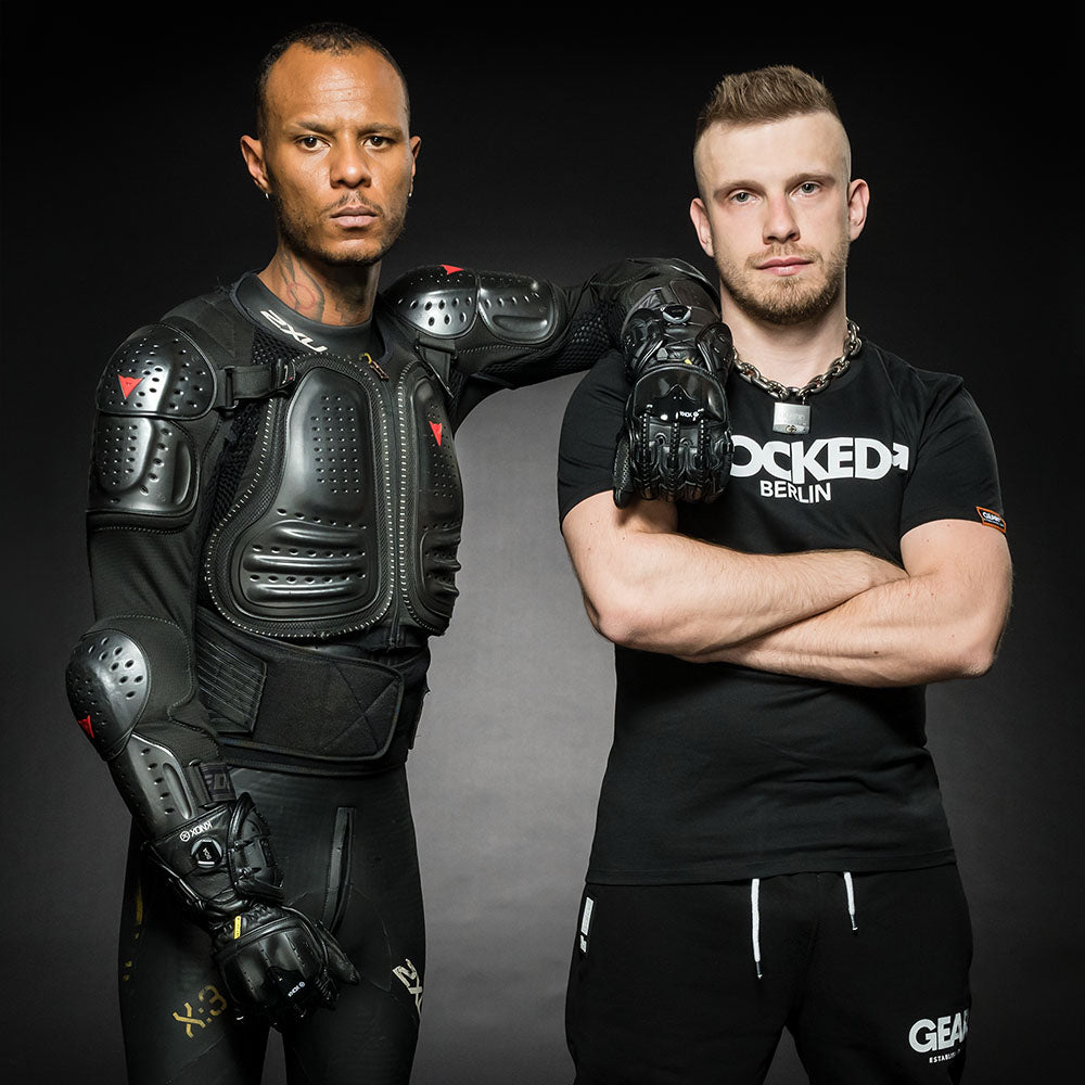 GEAR SHIRT LOCKED
