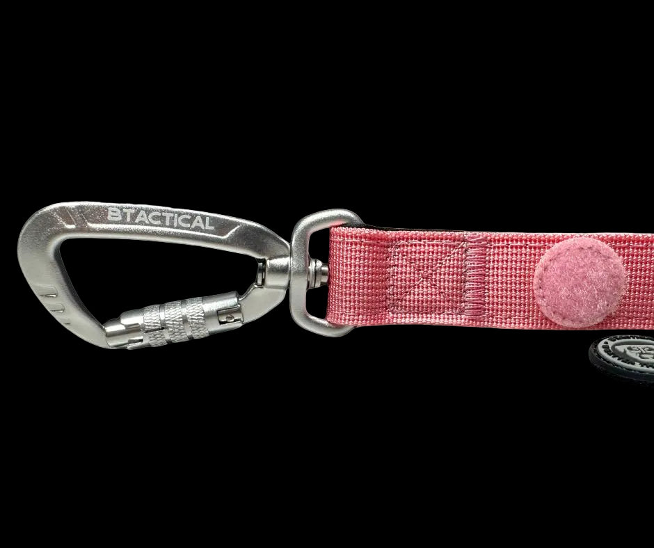 Tactical Carabiner Clip Lead Pink