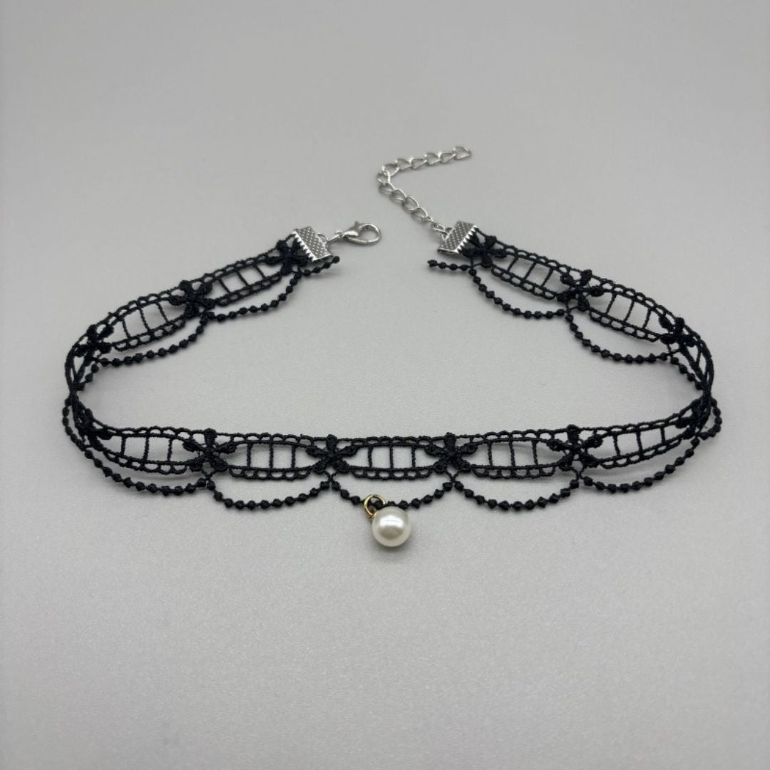 Pearl Lace Choker
