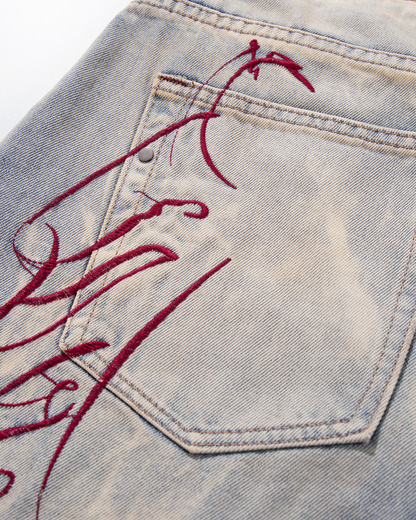 American-Style Design With A Fission Print Denim Capri Pants