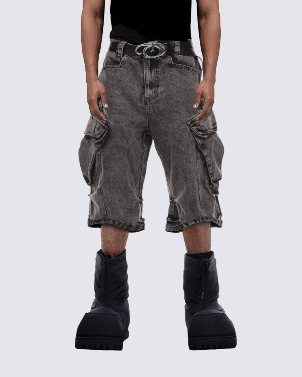 Grunge-Style Grey Cargo Shorts