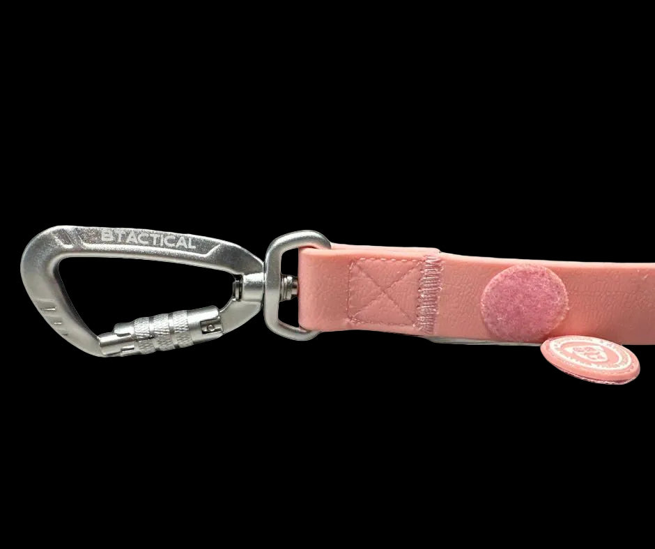 Tactical Carabiner Clip Lead Pink
