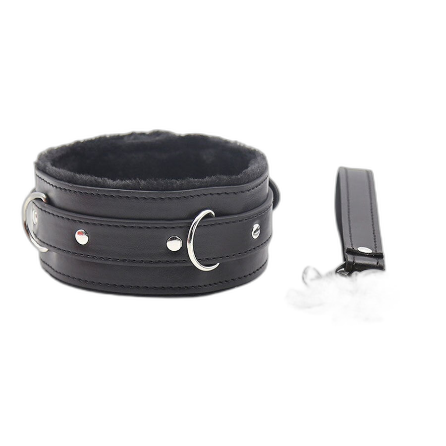 Kinky Fur Lined Bondage Collar