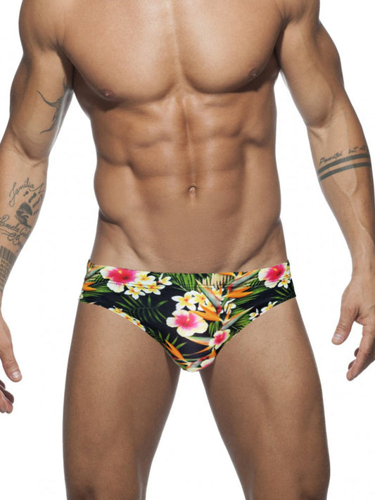 Men's Printed Sexy Cup Triangle Swim Briefs
