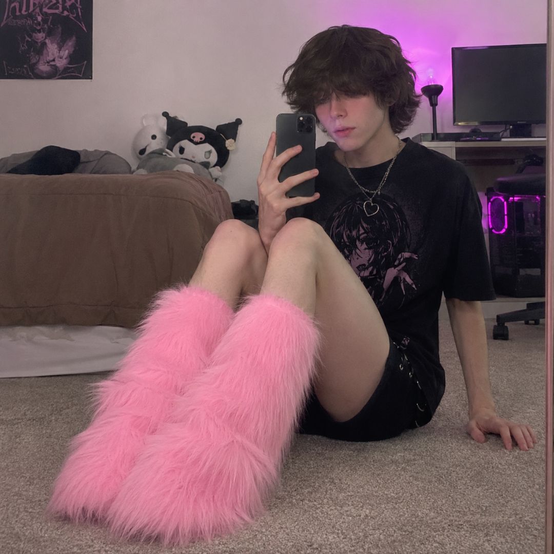 Fluffy Fantasy Leg Warmers