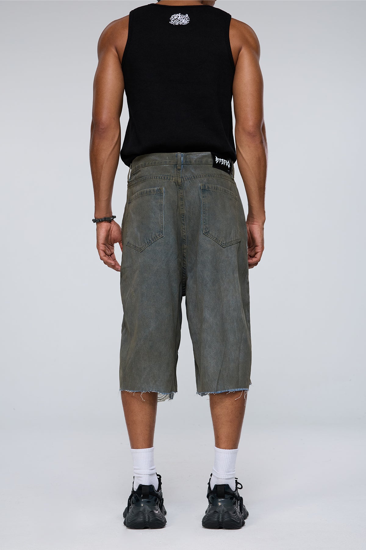 Aether Wash Straight Ripped Capri Jeans
