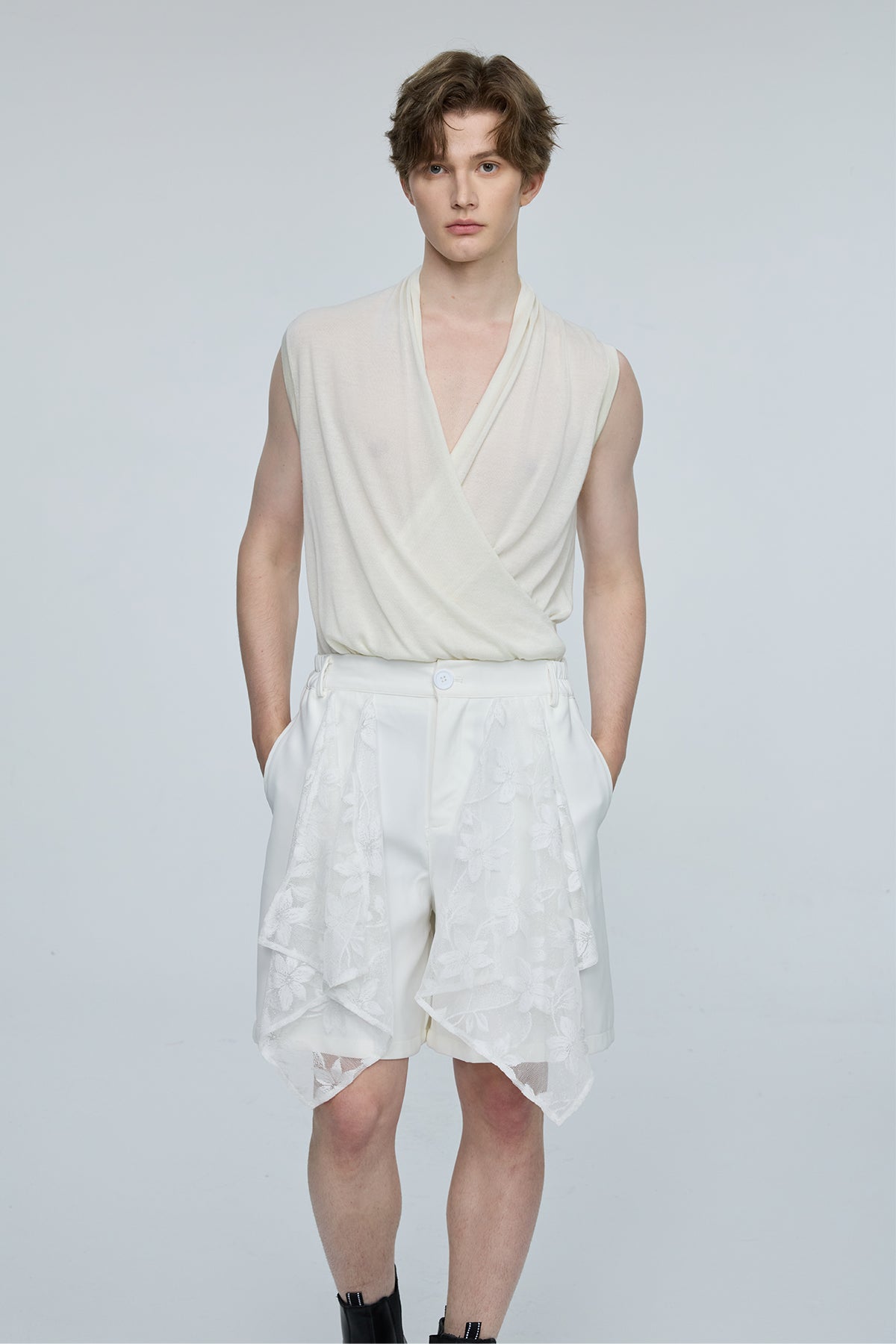 Bold Vista Knit V Neck Sleeveless Top Beige