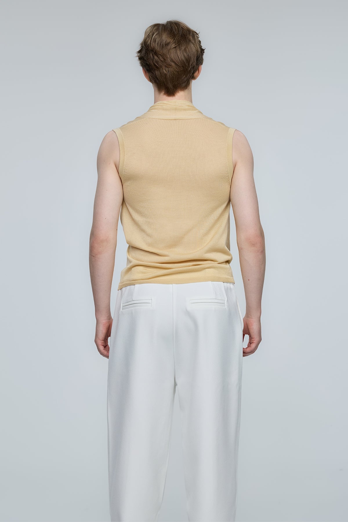Bold Vista Knit V Neck Sleeveless Top Yellow