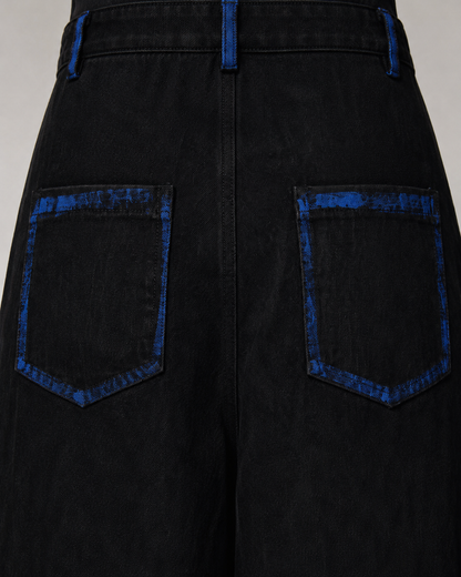 Dark American-Style Cut Studded Cropped Jeans