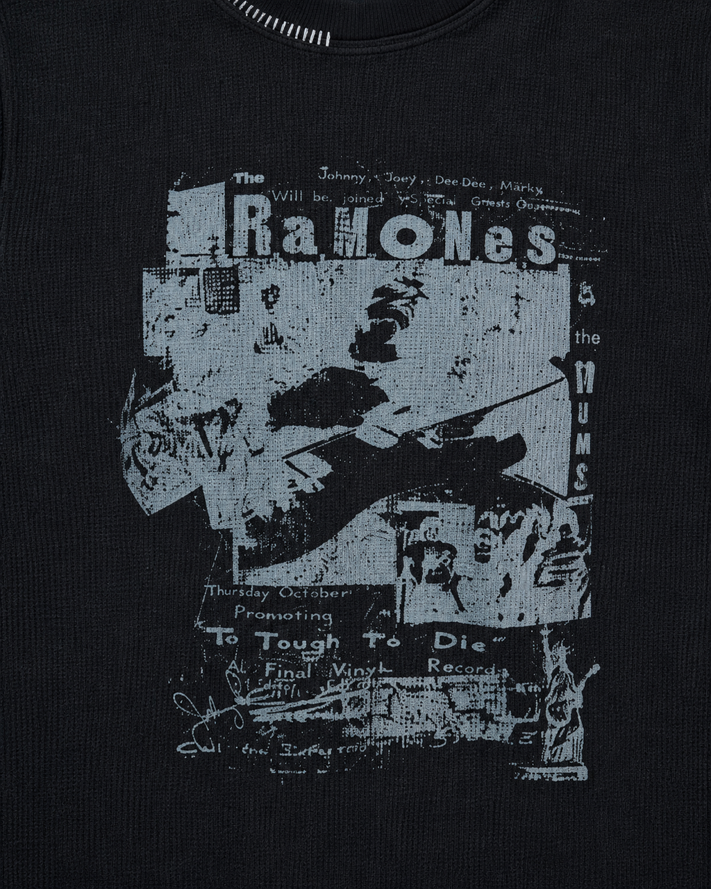 KIIKIO American-Style Distressed Graphic Crew-Neck T-Shirt