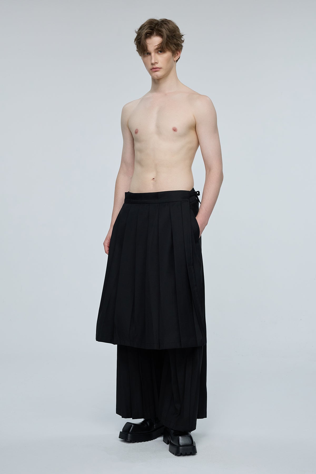Cold Chroma Wide Leg Pleated Pants