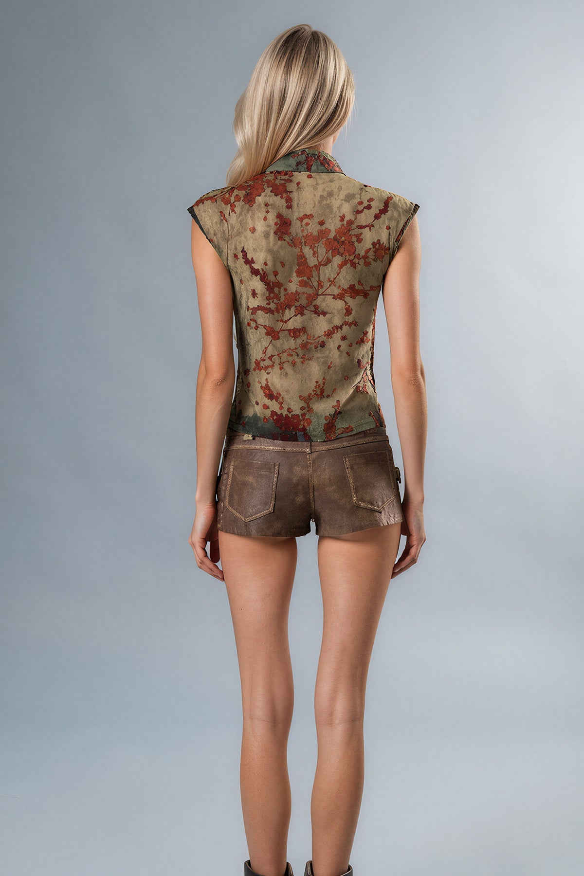 Cold Icon Print Cutout Sleeveless Top