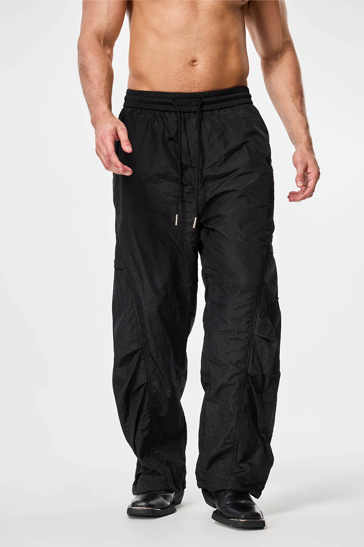 Controlled Motion Barrel Pants