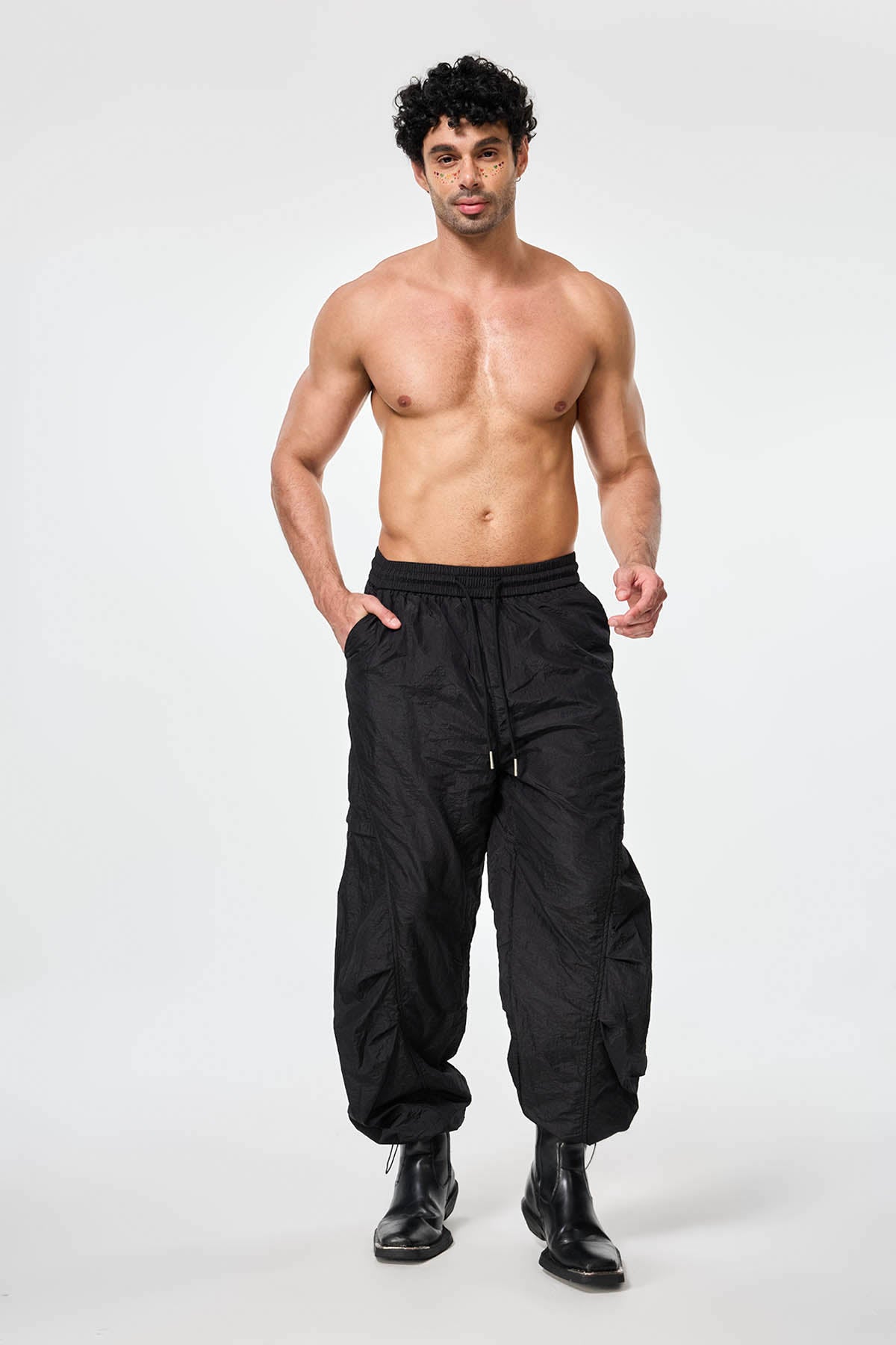 Controlled Motion Barrel Pants