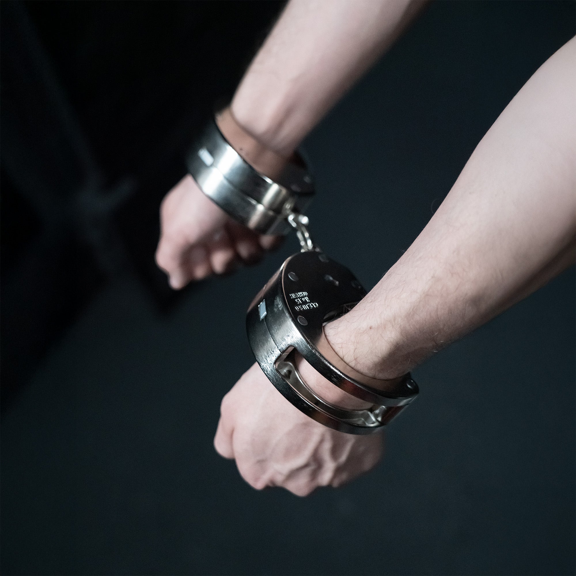 CLEJUSO HEAVY HANDCUFFS NO15