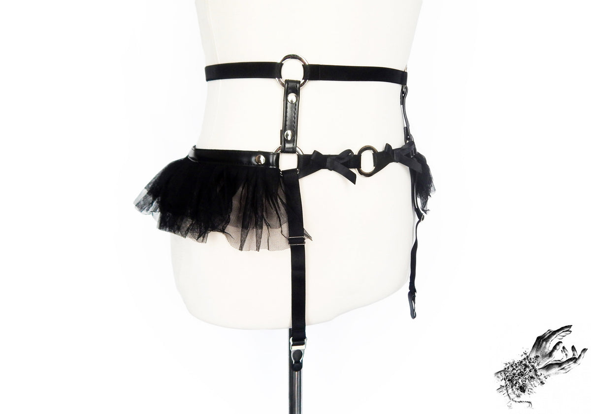 Black Vegan Leather O Ring Garter Belt