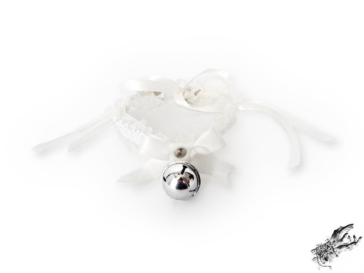 White Ruffled Bell 2-in-1 Choker/Garter - White Lace Collar