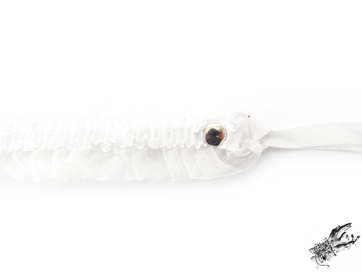 White Ruffled Bell 2-in-1 Choker/Garter - White Lace Collar