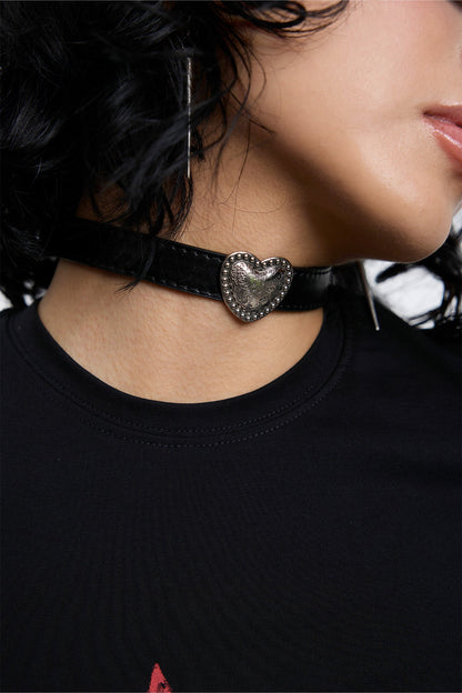 Deep Wrap Leather Heart Choker