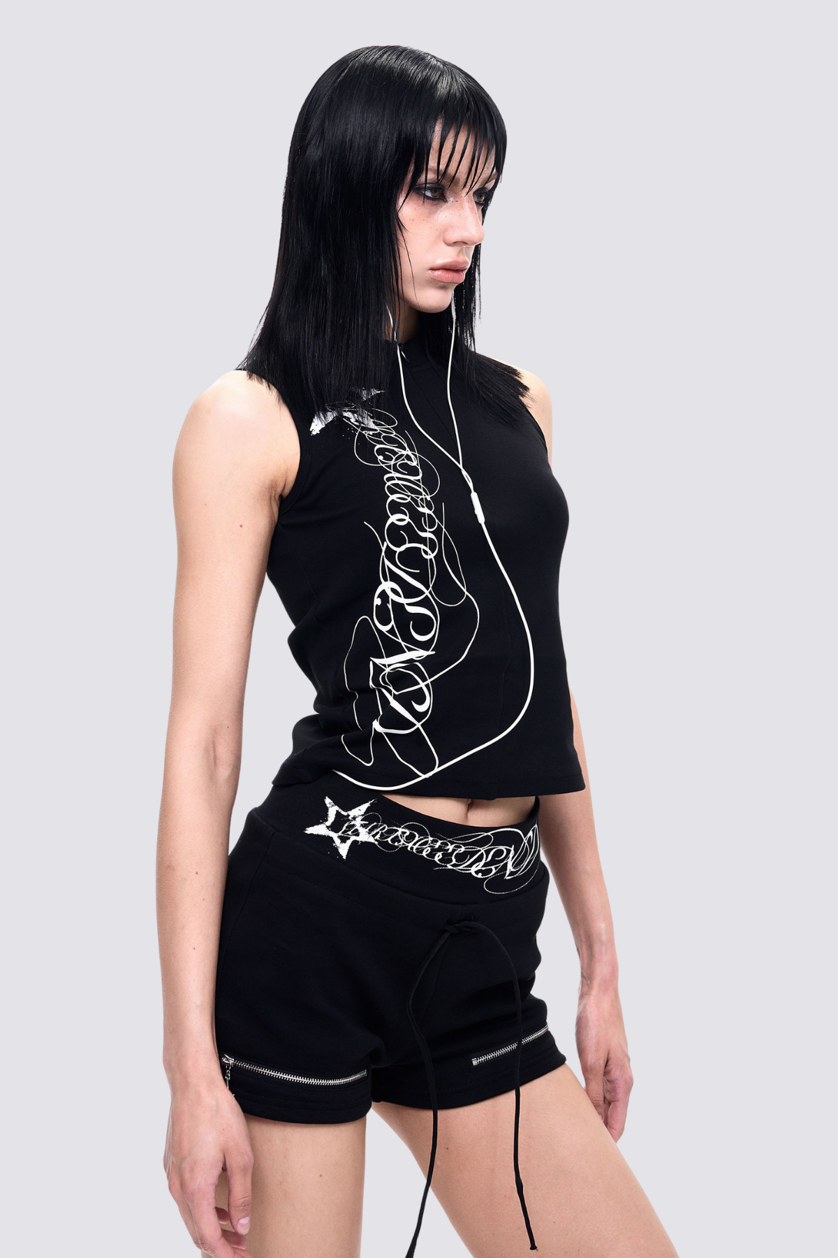 Dim Fold Print Sleeveless Top