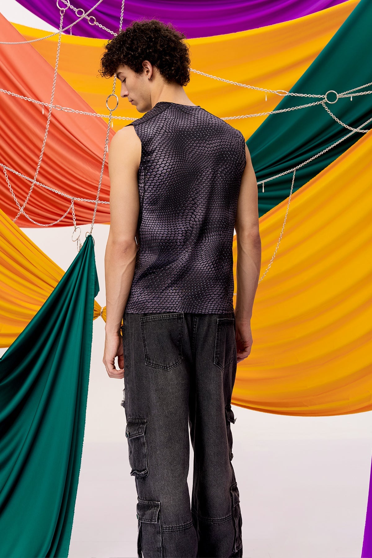 Faint Line Snake Scale Print Sleeveless Top