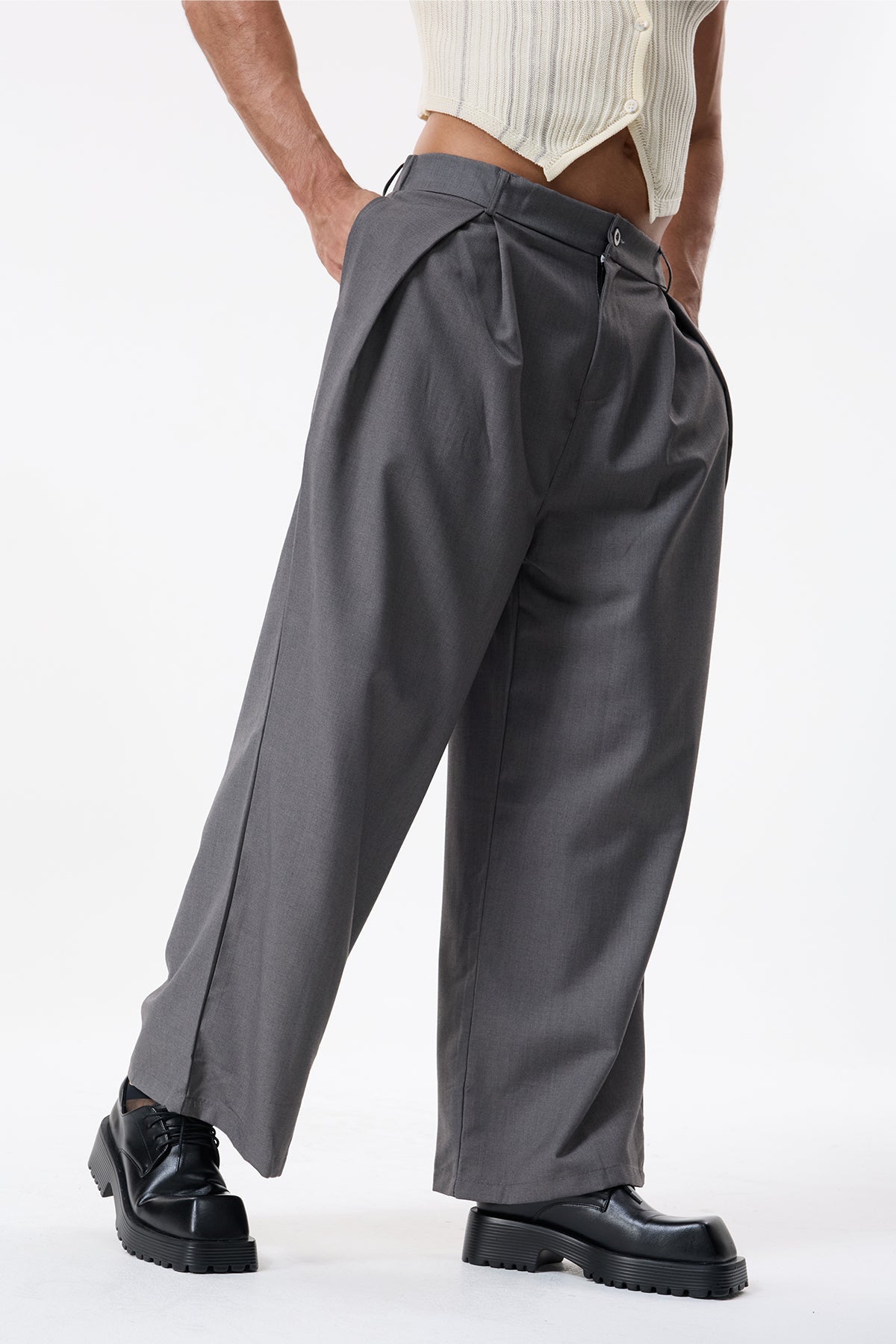 Frame Track Ruched Straight Pants