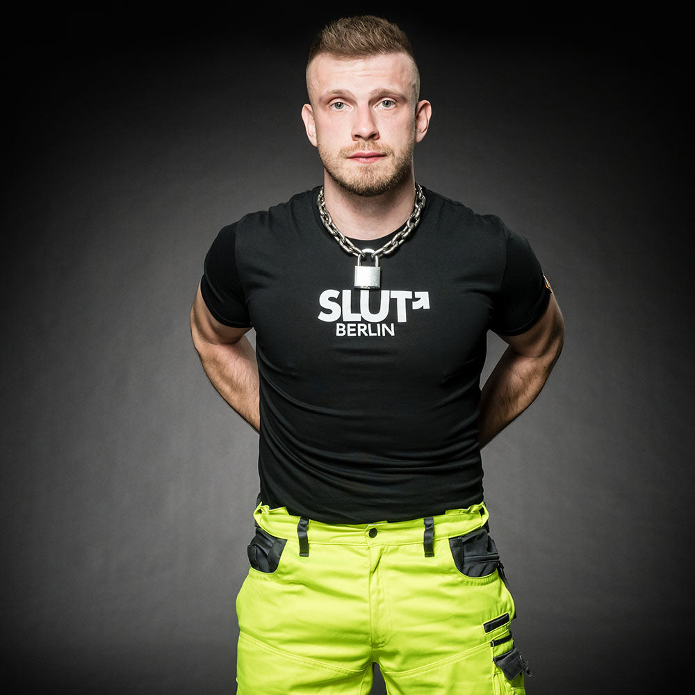 GEAR SHIRT SLUT