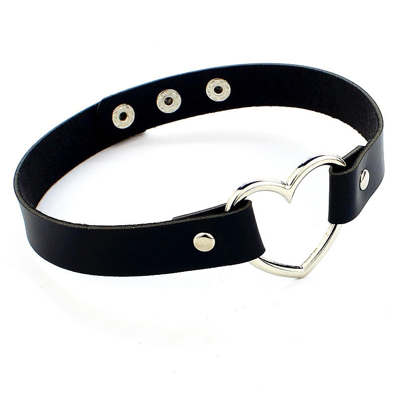 Heart Buckled Leather Choker