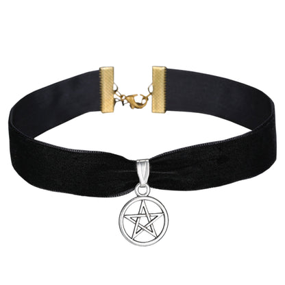 Heart Buckled Leather Choker