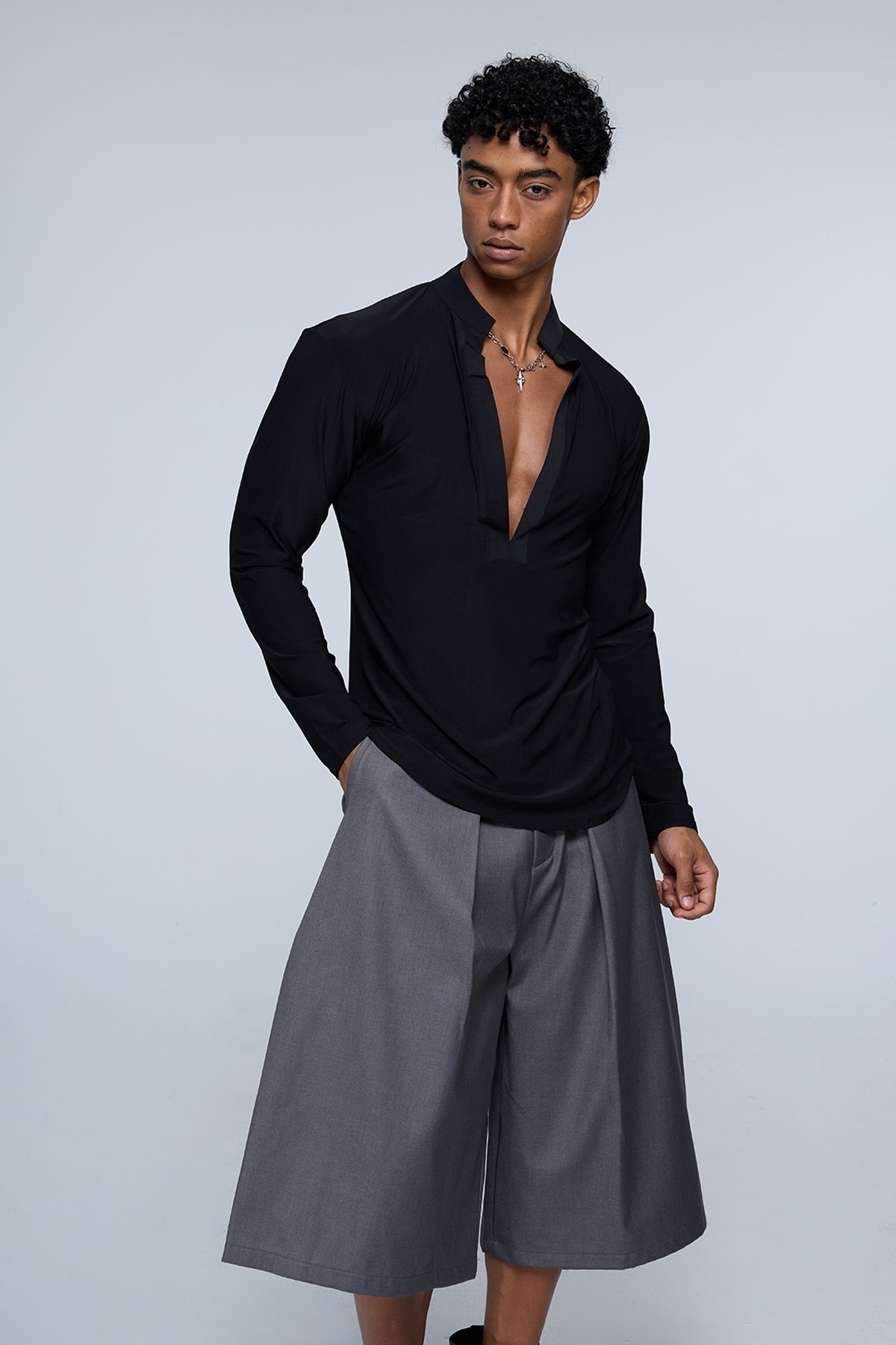 Hybrid Air V Neck Mesh Long Sleeve Top